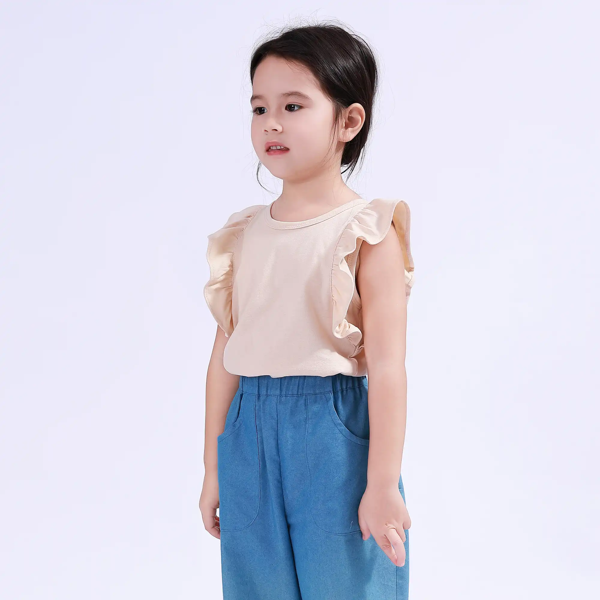 تيشيرت بأكمام كشكش للبنات - Image 4