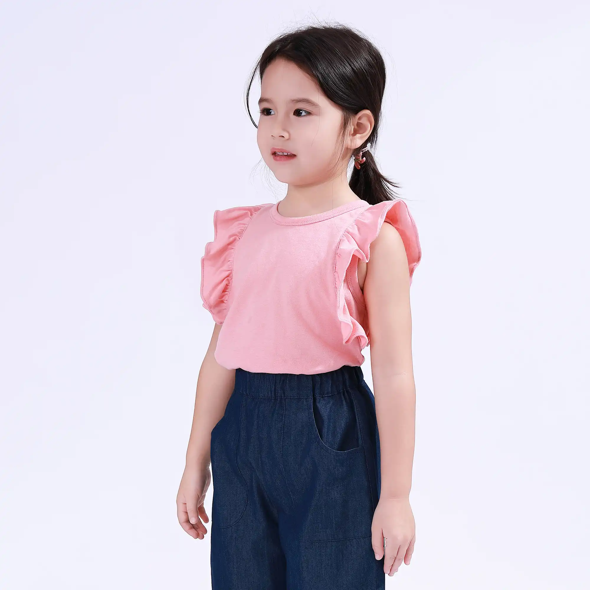 تيشيرت بأكمام كشكش للبنات - Image 9